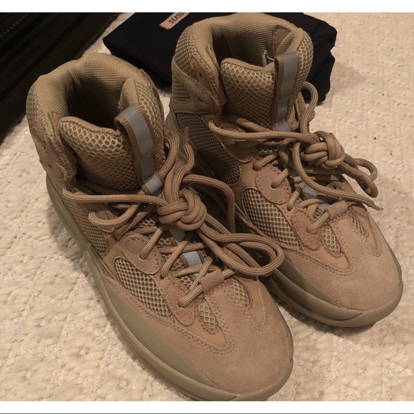 YEEZY Desert Rat Boots - Picture 3 of 7